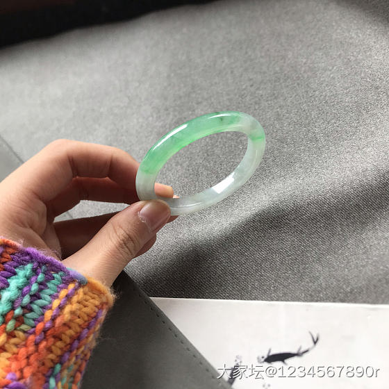 翡翠手镯_翡翠