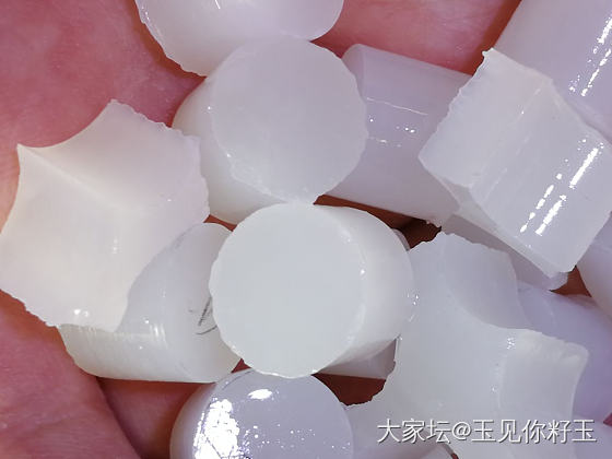 满皮籽籽镯芯切了，老形珠制作过程………_和田玉