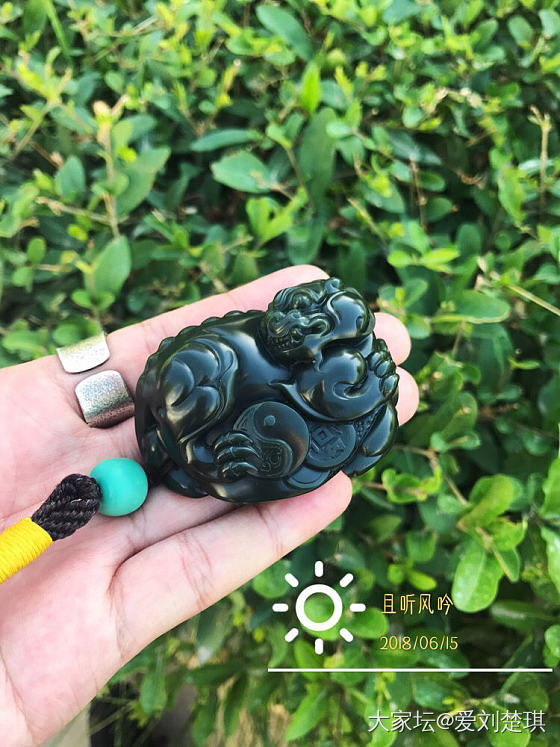 黑青籽料的美，不只说说而已_原石和田玉