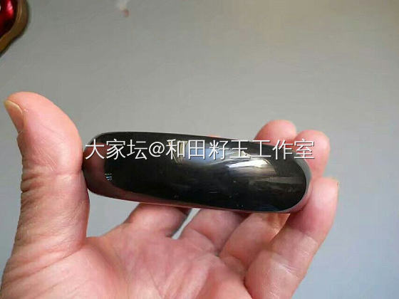 黑青籽料的美，不只说说而已_原石和田玉