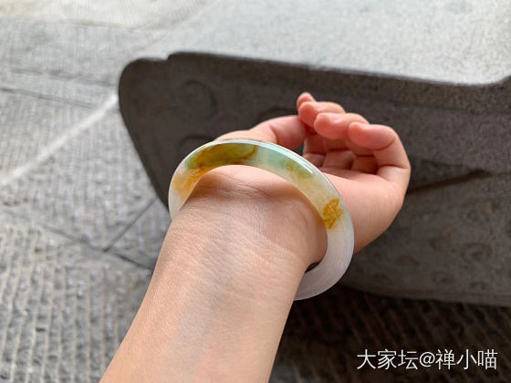 秋意已浓的黄翡镯_翡翠