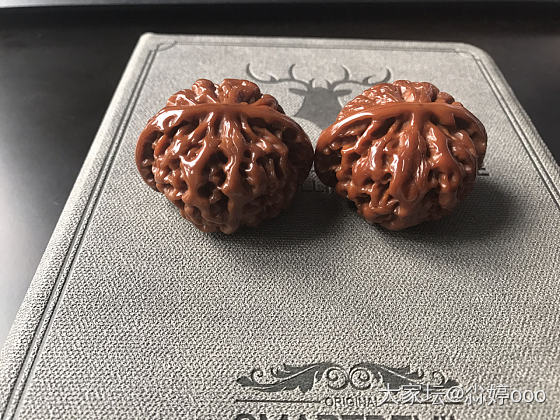 水红包，一起发一下我的葫芦，同事的核桃_文玩