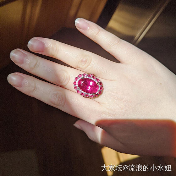 卢比莱和那些盗印原版书的穷日子_戒指碧玺