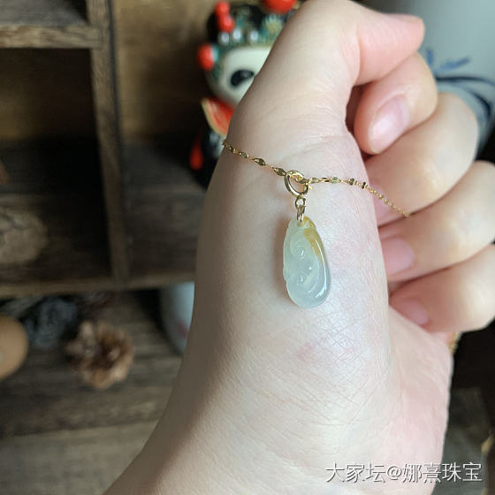 以前拿货都是喜欢大的，绿的，今年变了兴趣，喜欢小小的哈哈哈女人善变_翡翠