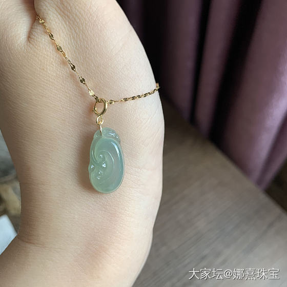 以前拿货都是喜欢大的，绿的，今年变了兴趣，喜欢小小的哈哈哈女人善变_翡翠