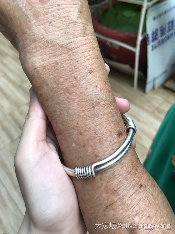 奶奶带旧的十二生肖推圈_银