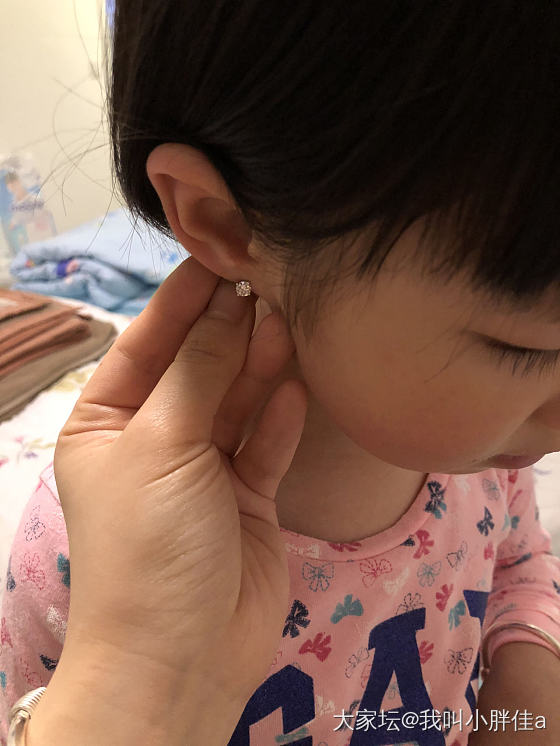 耳钉上耳来了 很日常_戒指耳钉钻石