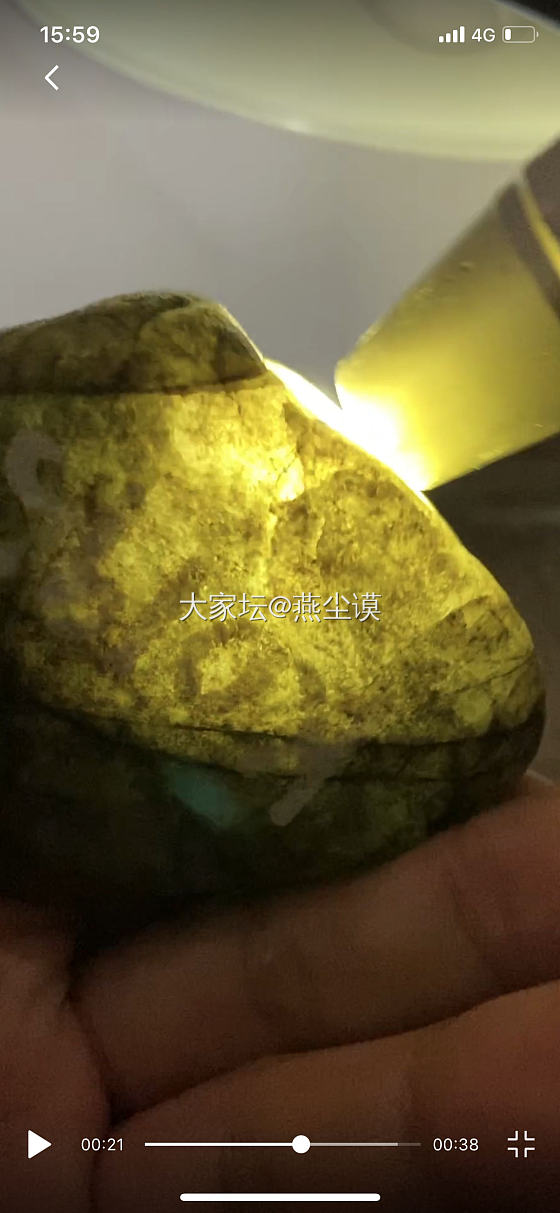 求大佬们看看，不小心拍到了块后江料，想送去切，不知道值不值_原石翡翠