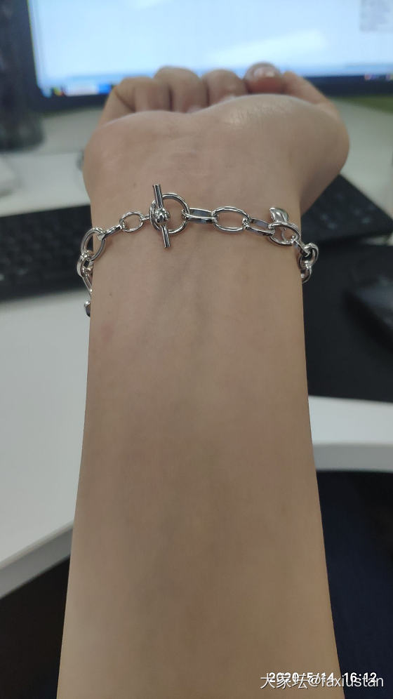 金版坛红款的铂金版OT粗手链_铂