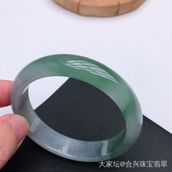缅甸A货翡翠手镯_翡翠