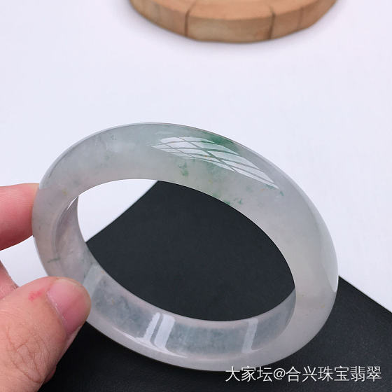 缅甸A货翡翠手镯_翡翠
