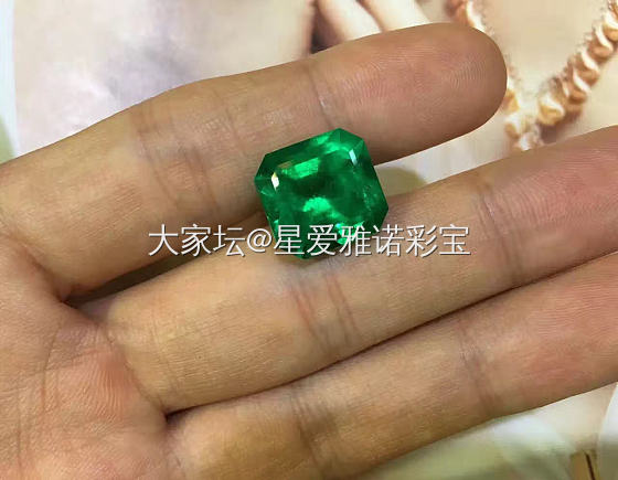 祖母绿 8ct 木佐色 极微油 哥伦比亚 GRS证书 好看吗？_彩色宝石