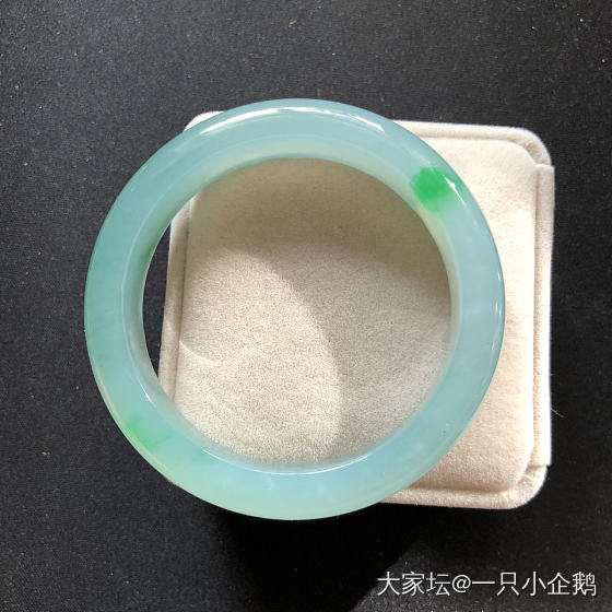 日常真香系列～当年我说打死也不入油青大类😂_手镯翡翠