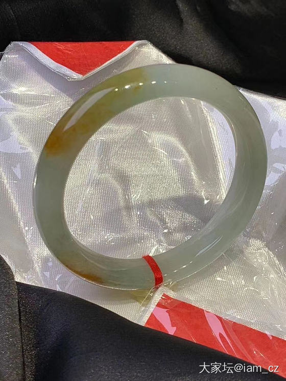 求一只黄翡手镯_翡翠