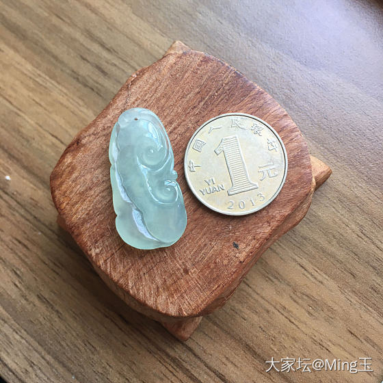 这算是晴底吗？细糯种？求指教_翡翠