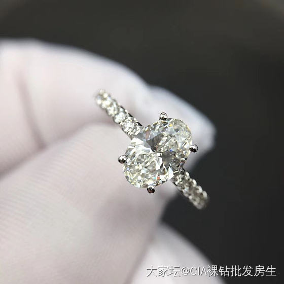 钻戒实拍出货图_钻石