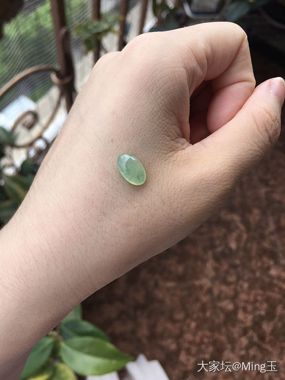 清新甜美的翡翠戒面_翡翠