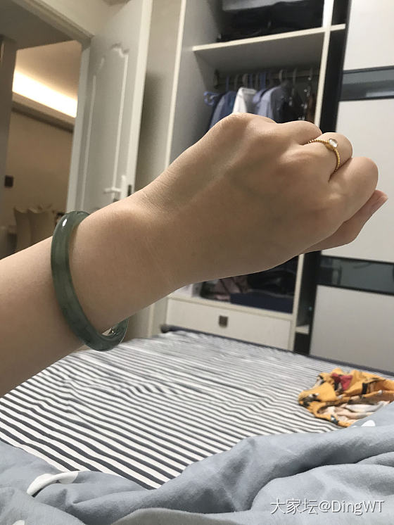 4000入手的日常镯子纠结中_翡翠