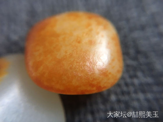 收藏级小籽，红皮白肉，金包银_和田玉