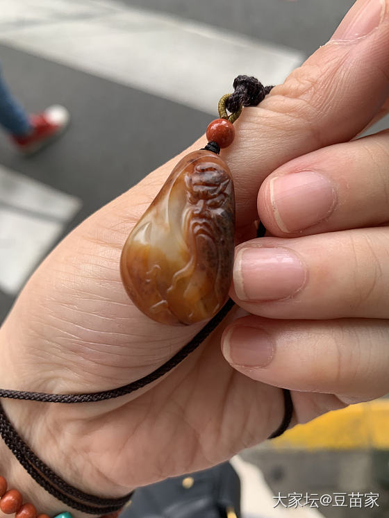 晒晒小石头才是正经事😁_和田玉