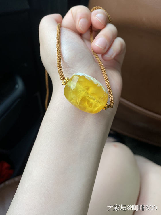 不知道配什么链子，出了会不会后悔系列_琥珀蜜蜡