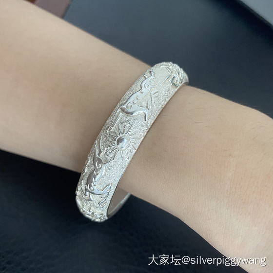 大团圆动物镯上手几天_手镯银