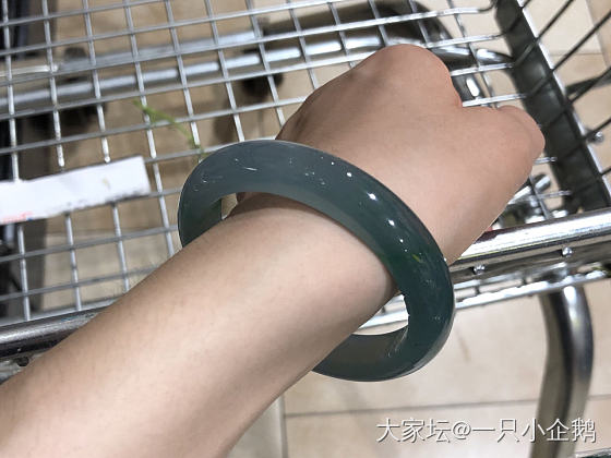 是同一个😂_手镯翡翠
