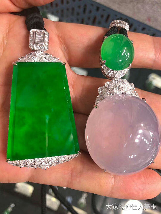你喜欢翡翠的胶感还是光感？_翡翠