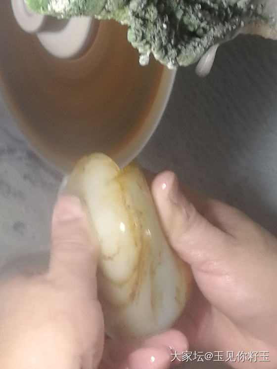 大籽切料过程及陆续制作过程……_和田玉
