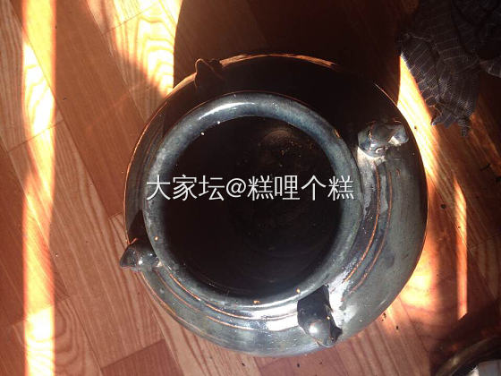 有没有懂陶瓷的藏友！帮忙鉴定啊！_陶瓷