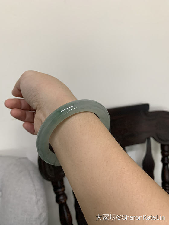 想问大家这条留下吗？_手镯翡翠