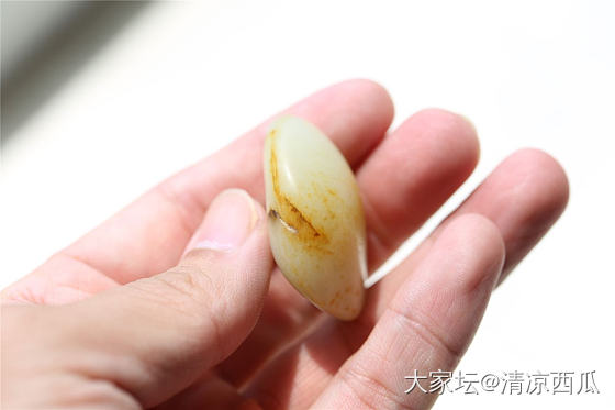 20多克，不是很白_和田玉