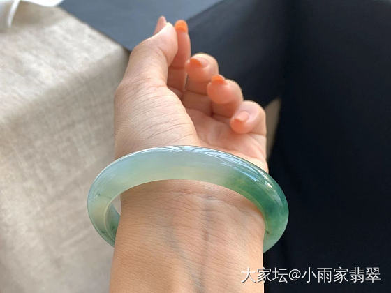 缅甸翡翠，代代相传。_翡翠