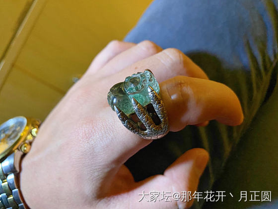 当年入的水晶坑_戒指水晶