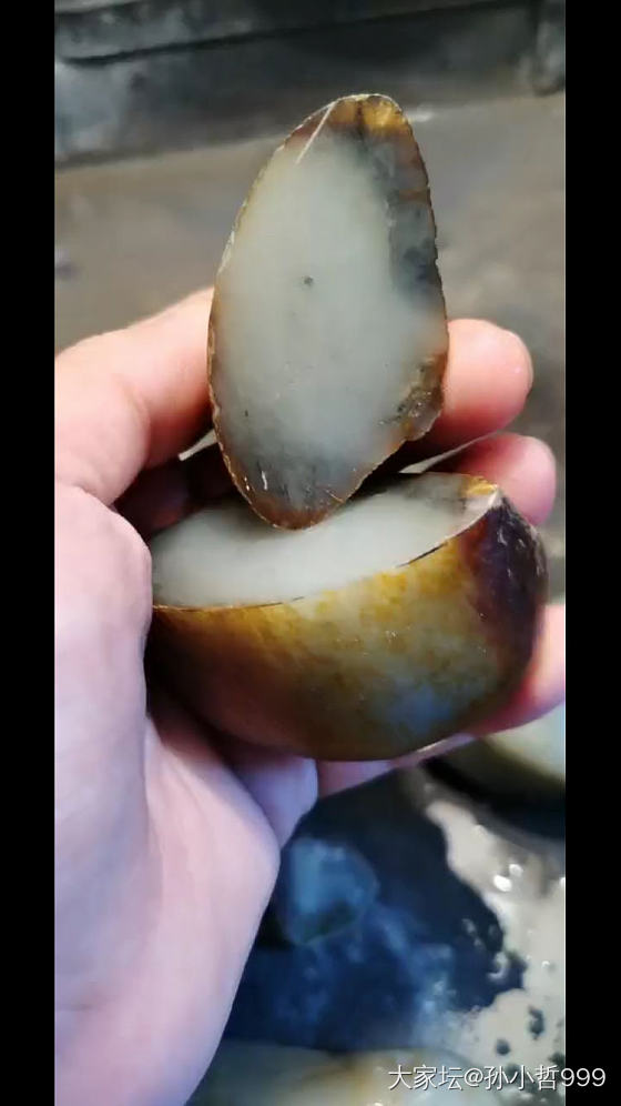 新切的料子，加工中_和田玉