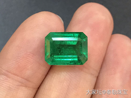 【泰勒彩宝】6.65ct祖母绿裸石新品_祖母绿