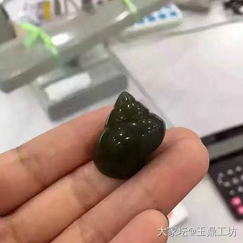 看看这个是什么？绿油油的_人造饰品