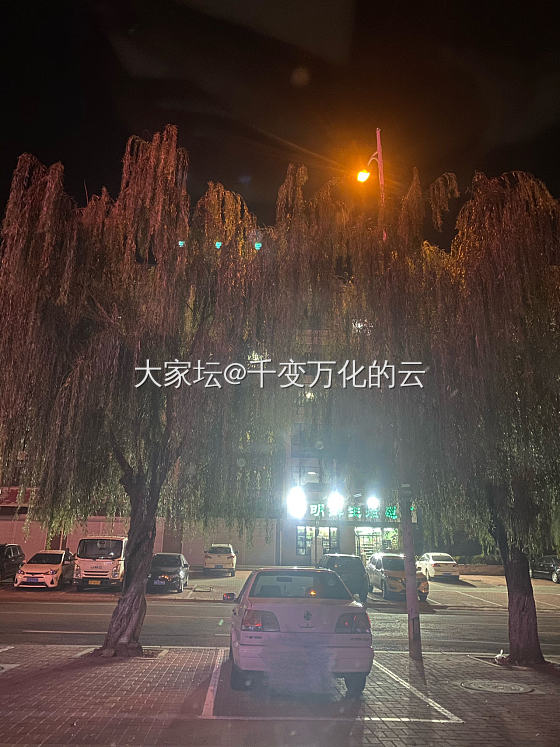 起早贪黑到半夜，初三孩子真辛苦！_中学生