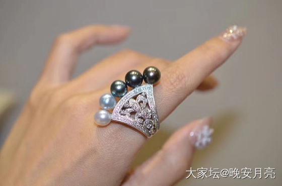 手表和钻石手链怎么选_手表