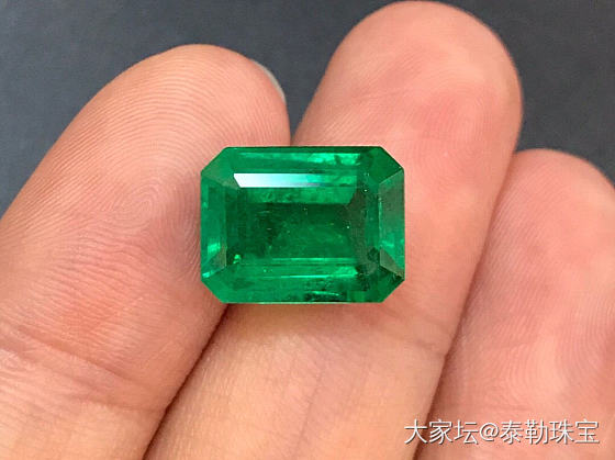 【泰勒彩宝】6.65ct祖母绿裸石精品_祖母绿