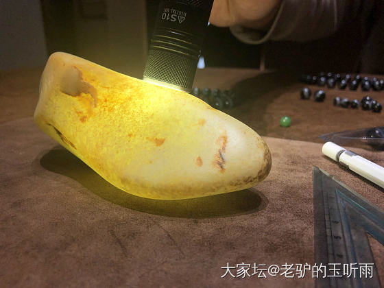 早[太阳]
任老师又拿下一块好料……_和田玉