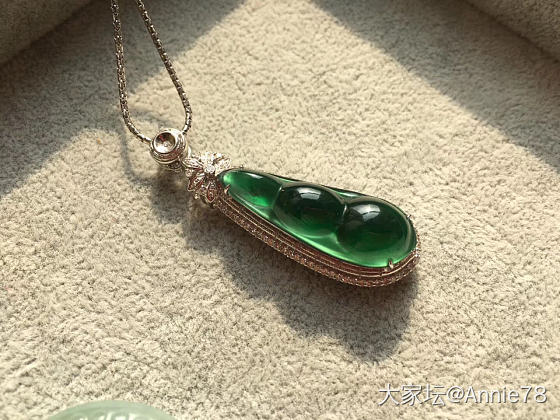还是绿色好看_翡翠