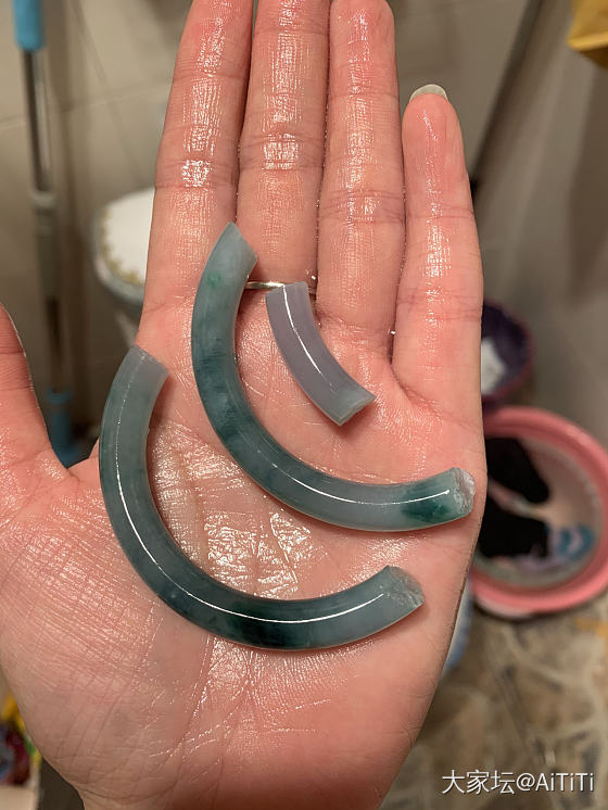 翡翠手镯 求帮助_翡翠
