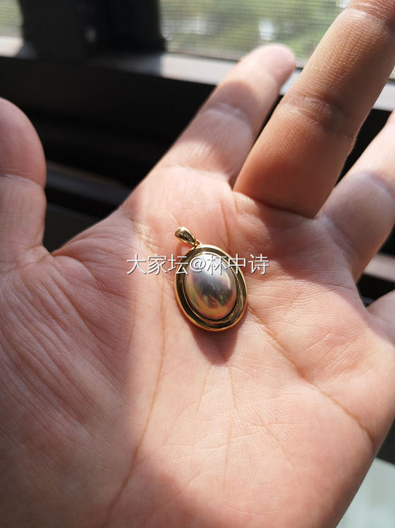 请教大家一个问题哈，大家坛的金币怎么攒呢，感觉金币少的好可怜，先发点美美的