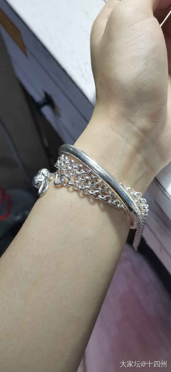 我的镯叽变成项链回来啦～_银