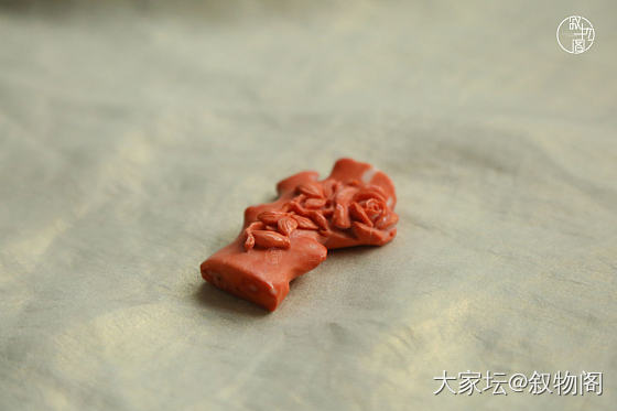 托根蓬莱石，丹霞绚晴虹。_有机宝石