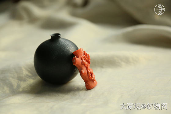 托根蓬莱石，丹霞绚晴虹。_有机宝石