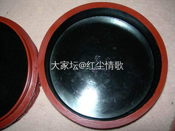 咱的藏品 清乾隆年款，漆剔红，海水云九龙纹宝盒  高6.5CM 宽15,5CM