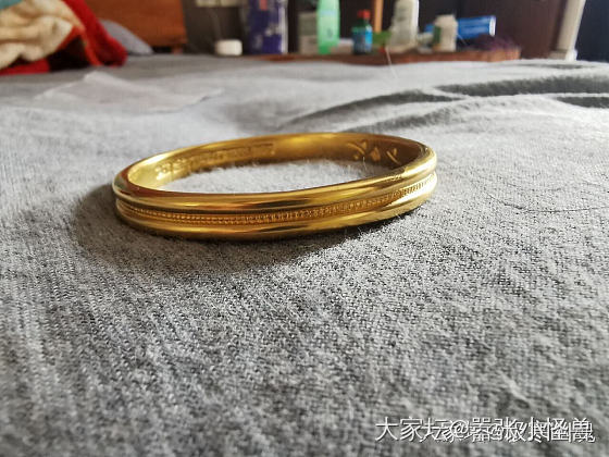来投票啦，这俩选哪个_手镯打金金
