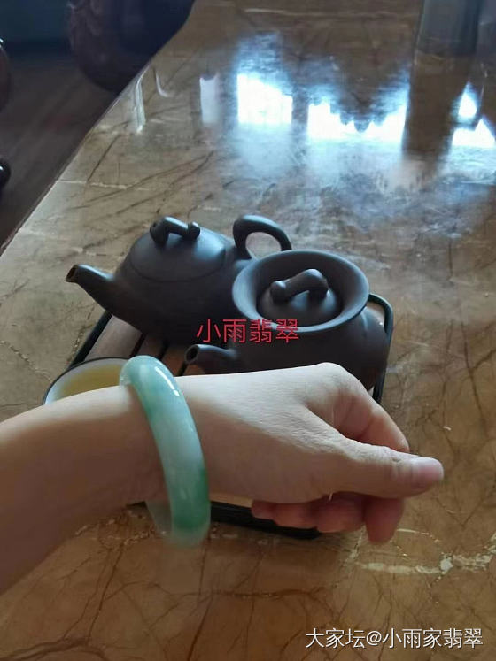 愿你在每一个清晨醒来，阳光很温风很甜，万物可爱，人间值得！雨粉们，早安！_翡翠